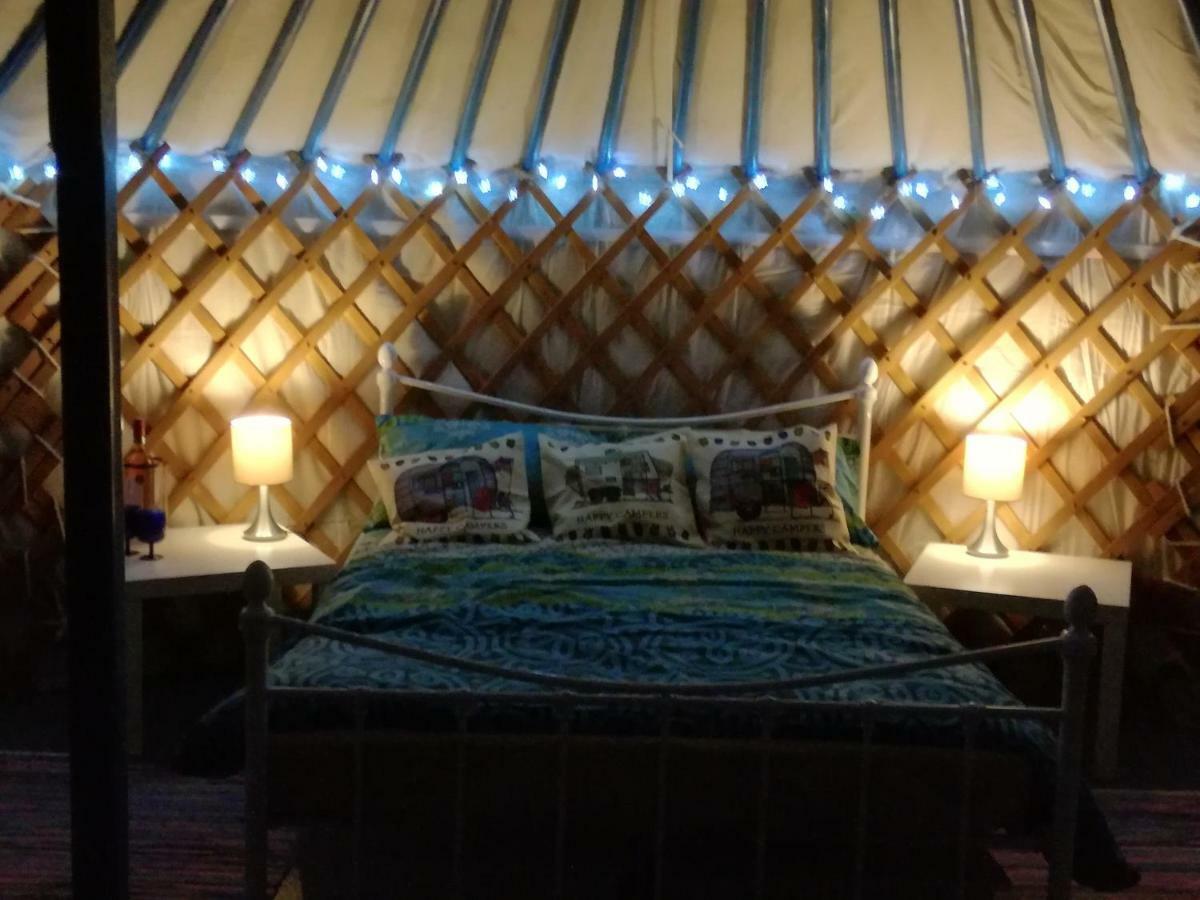 7 Valleys Camping 호텔 Flers  외부 사진