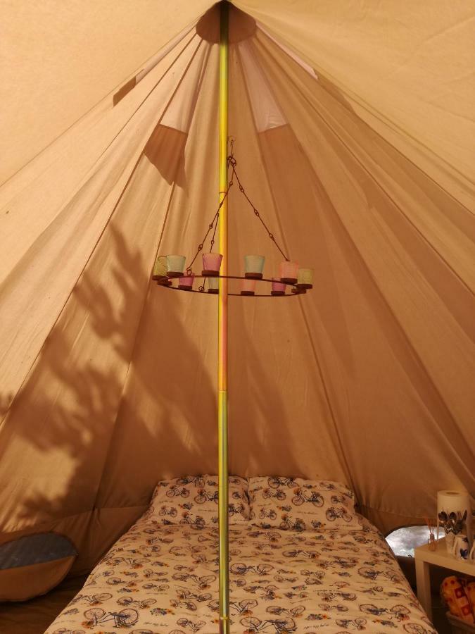 7 Valleys Camping 호텔 Flers  외부 사진